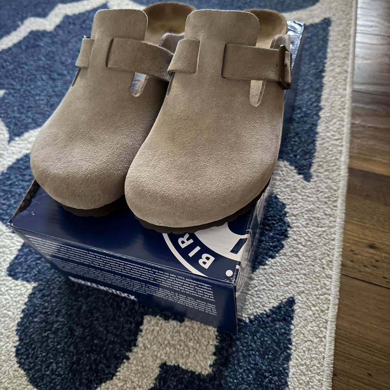 size 9 birkenstock clogs perfect condition never worn - Depop