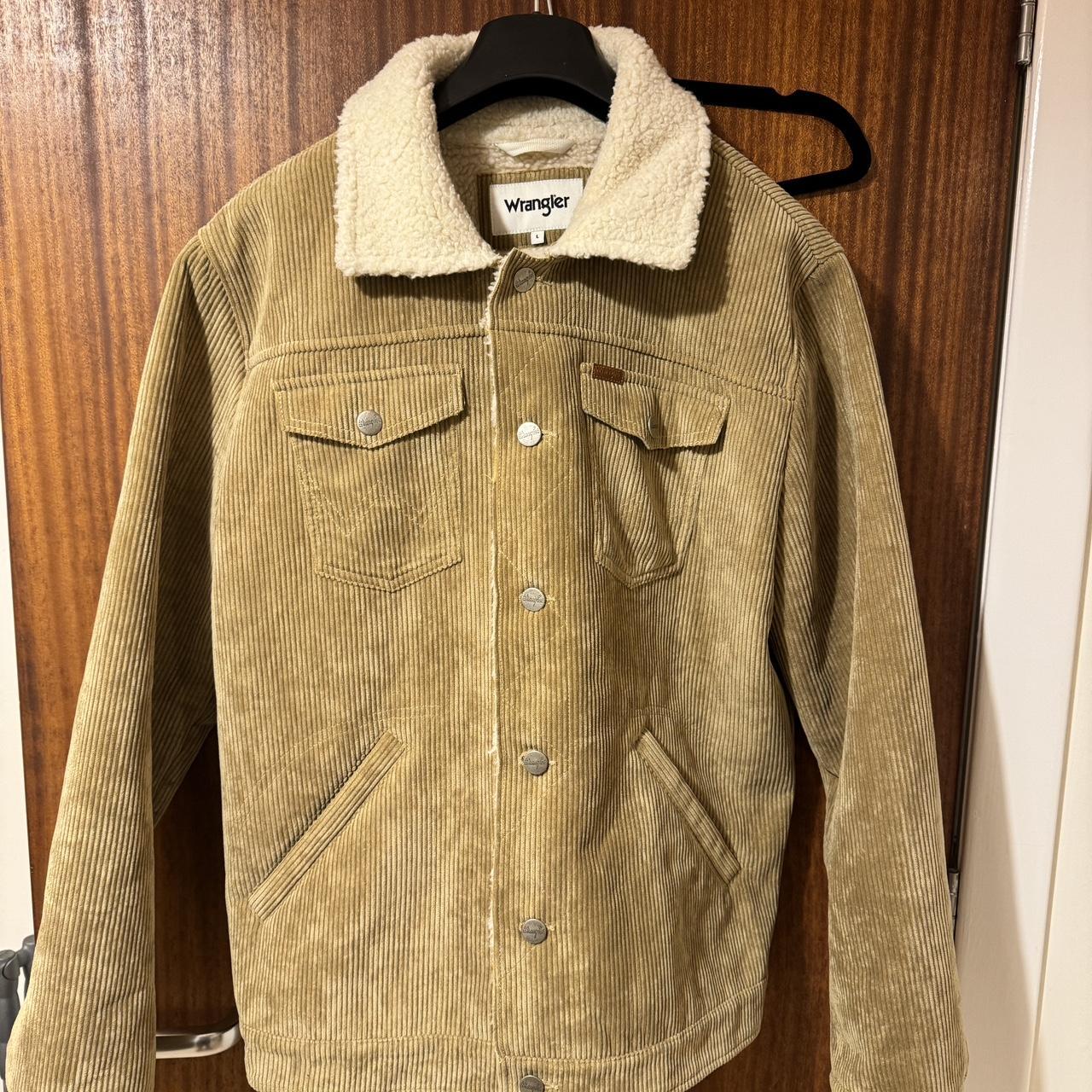 Wrangler Herren Corduroy Trucker Jacke - Cord Jacke Regular Fit