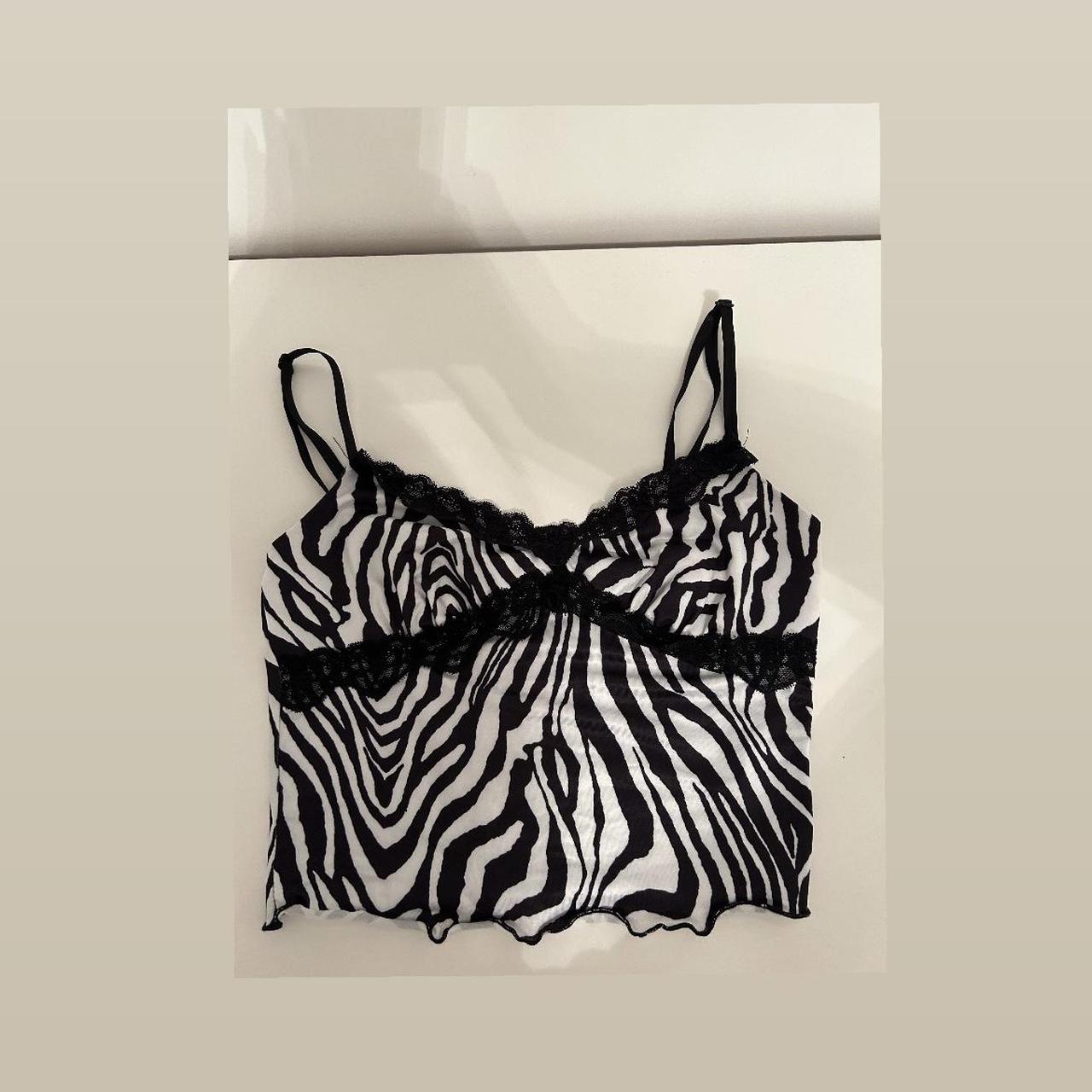 SHEIN zebra print crop top🖤 Have had for a while and... Depop