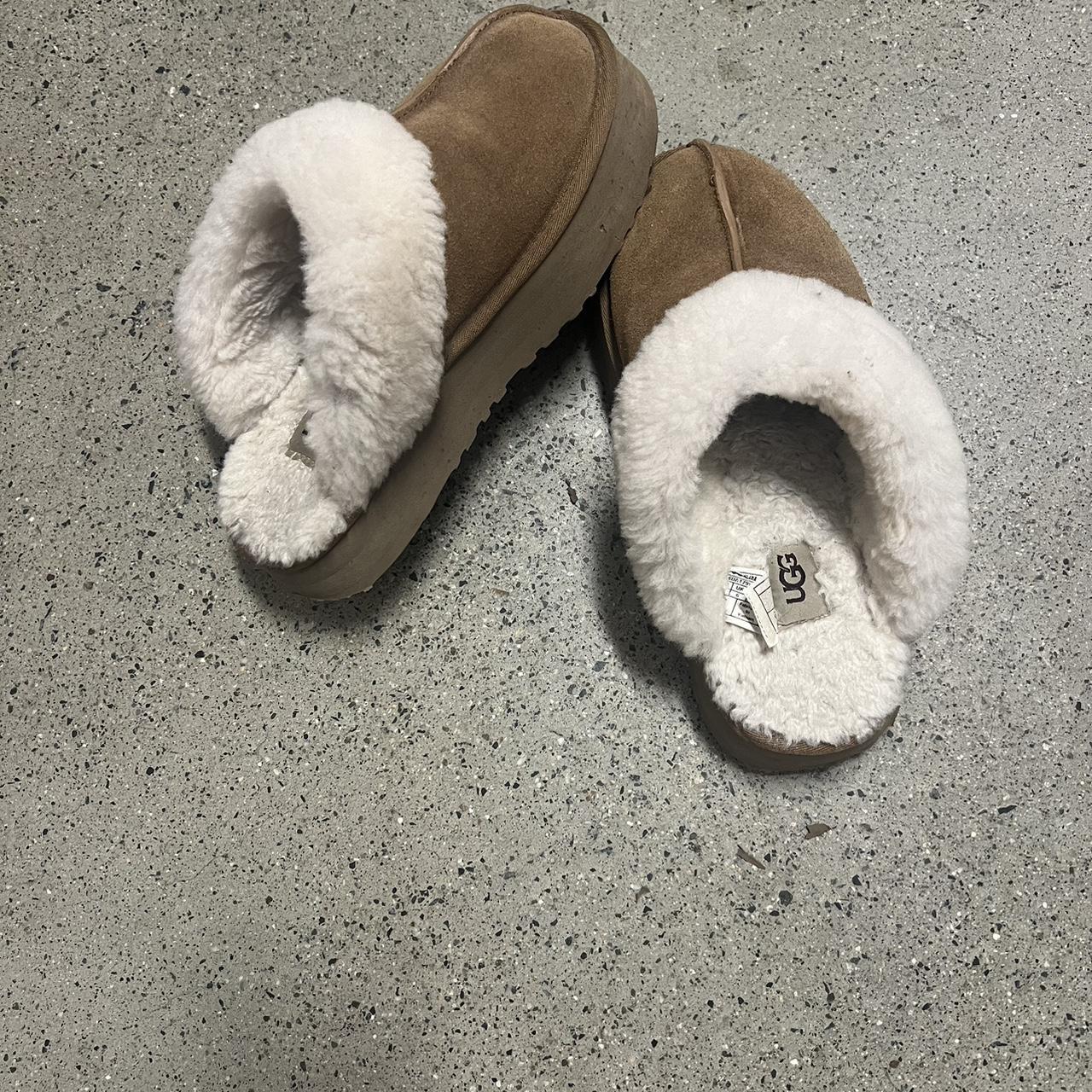 UGG Women's Tan Slippers | Depop