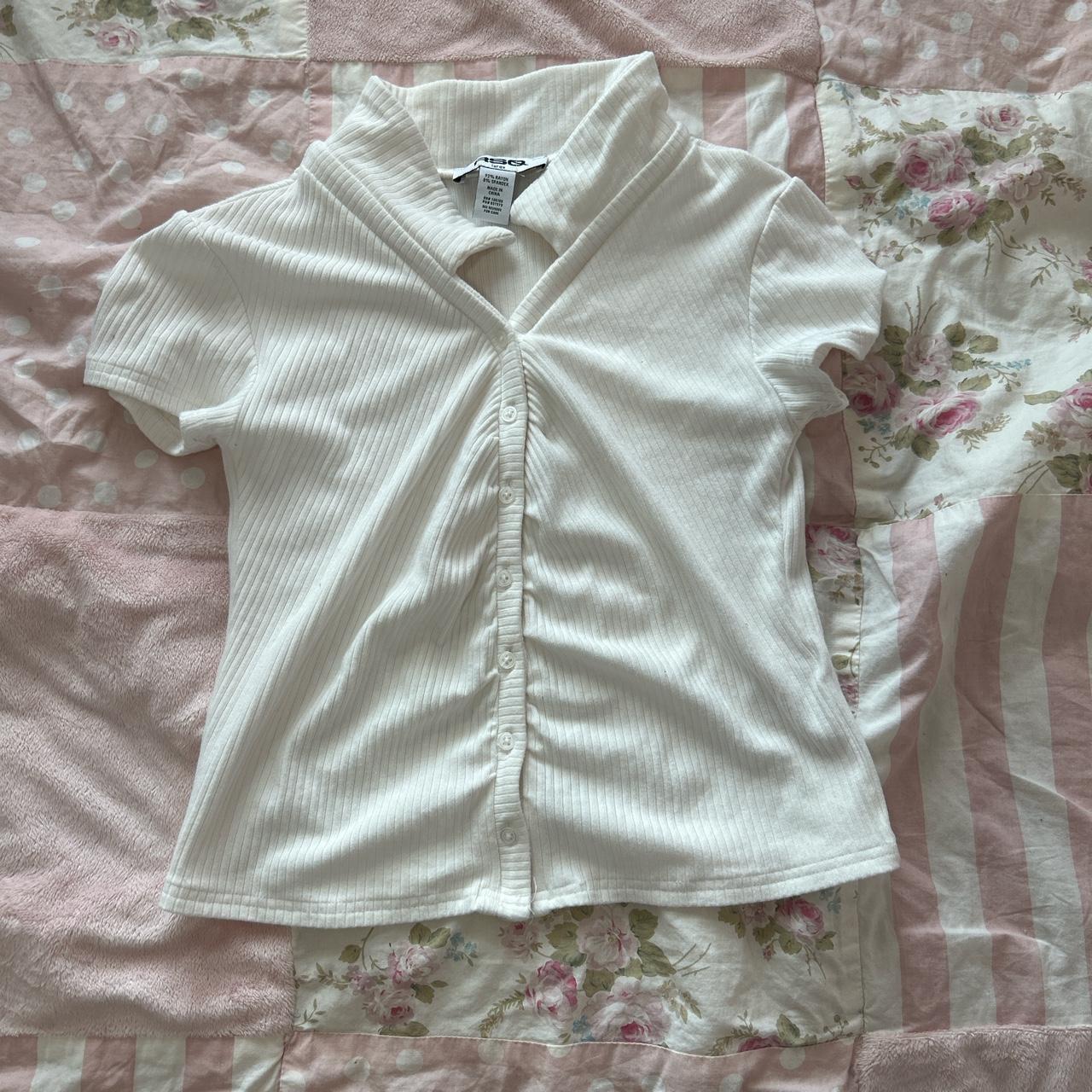 cute white blouse is a large but fits like an... - Depop