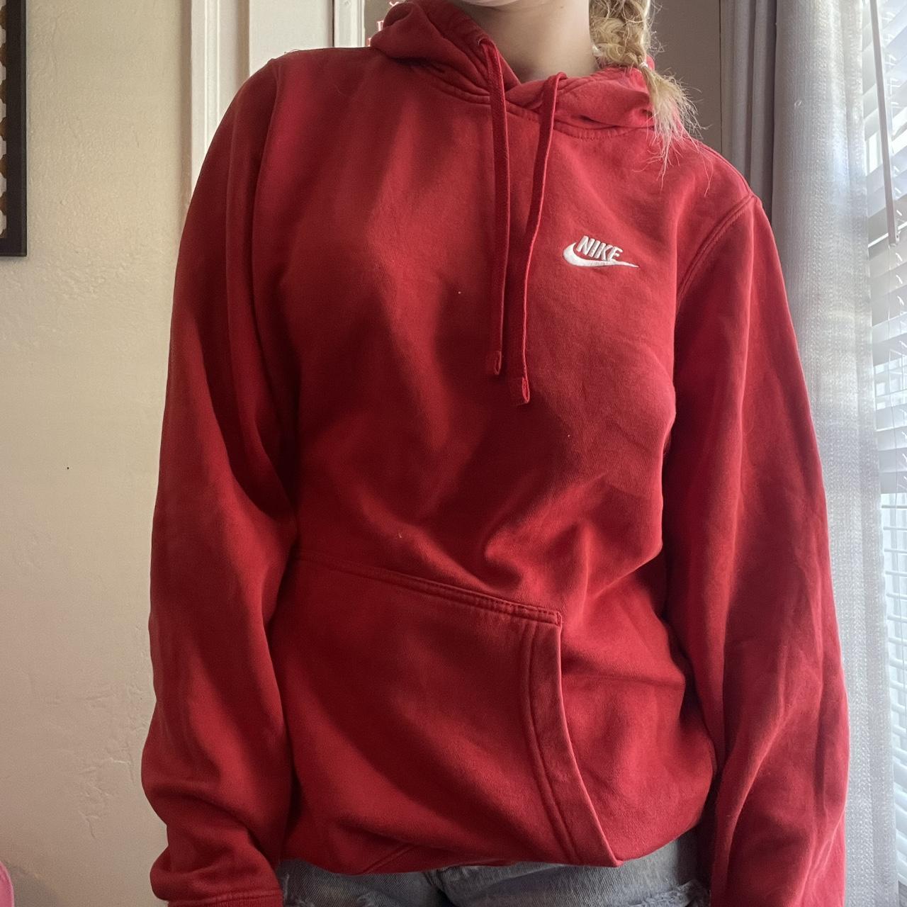 nike red sweater women's