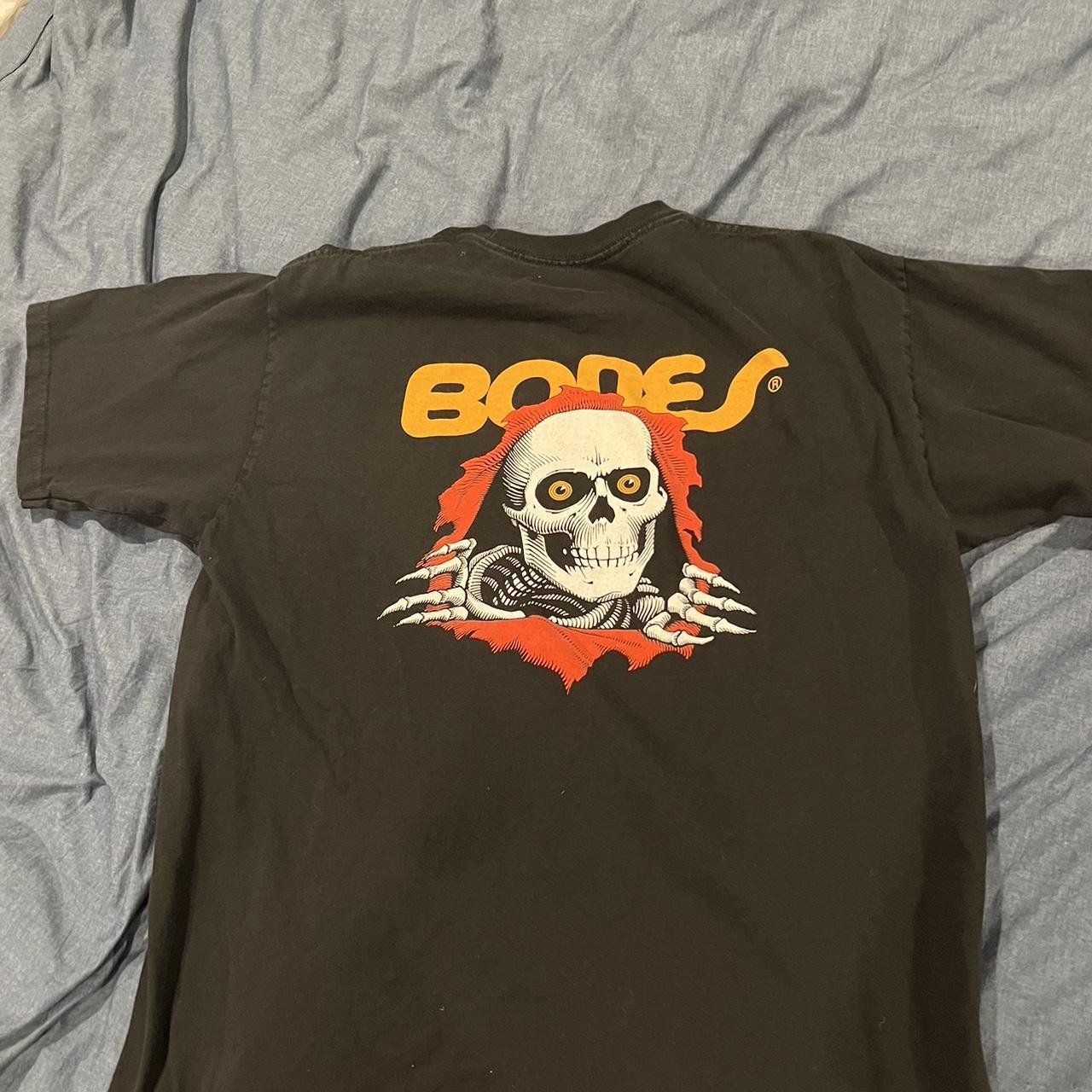 Bones Men's Black and Orange T-shirt (2)
