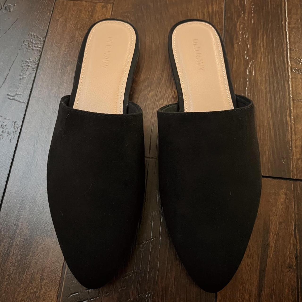 Old Navy Women's Black Mules | Depop