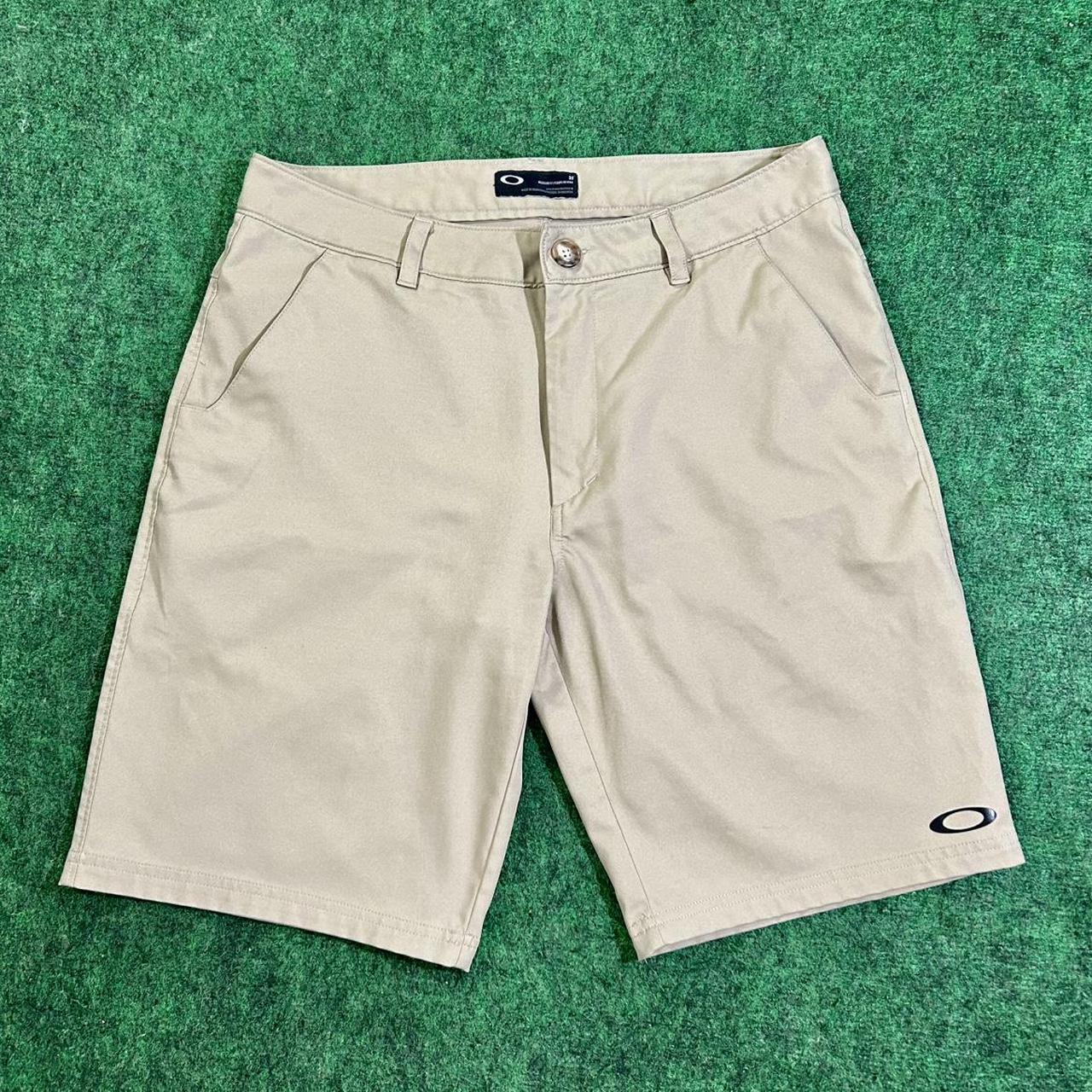 Oakley Men's Shorts Cream/Tan 33