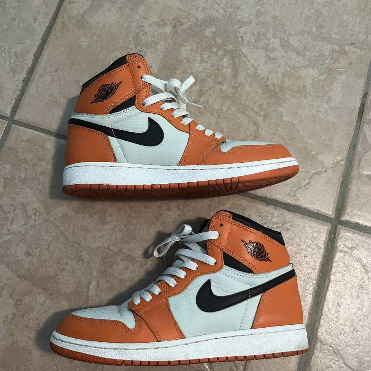 shattered backboard jordan ones