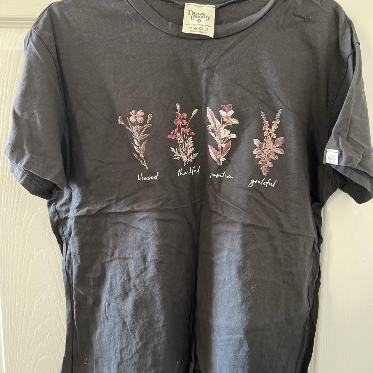 item listed by sheredia15