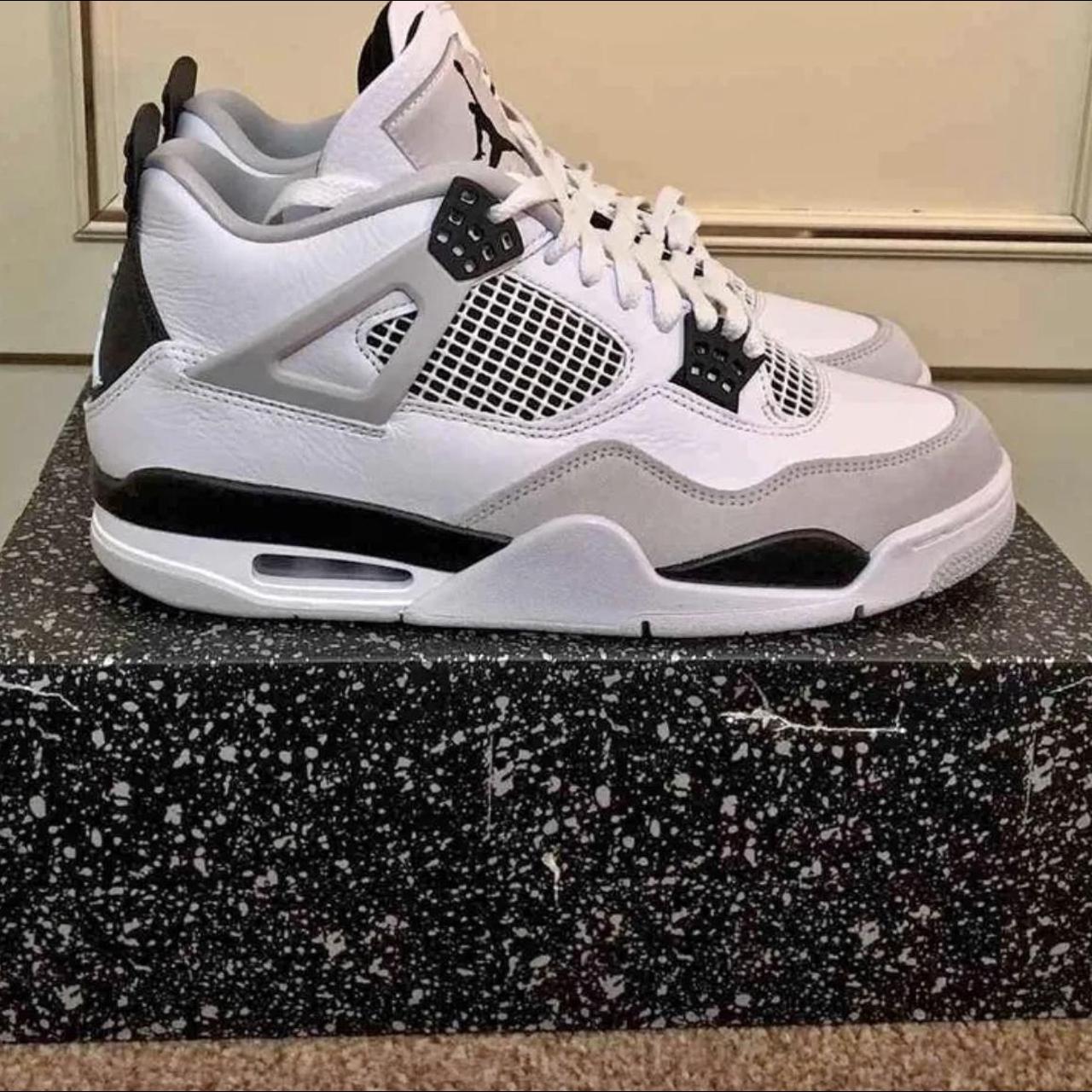 AIR JORDAN 4 MILITARY BLACK - Depop