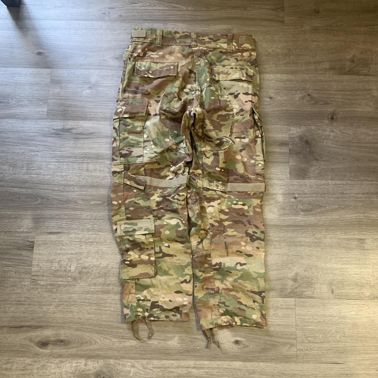 Y2K Baggy Camo Cargo Pants Super Unique Button Flys... - Depop