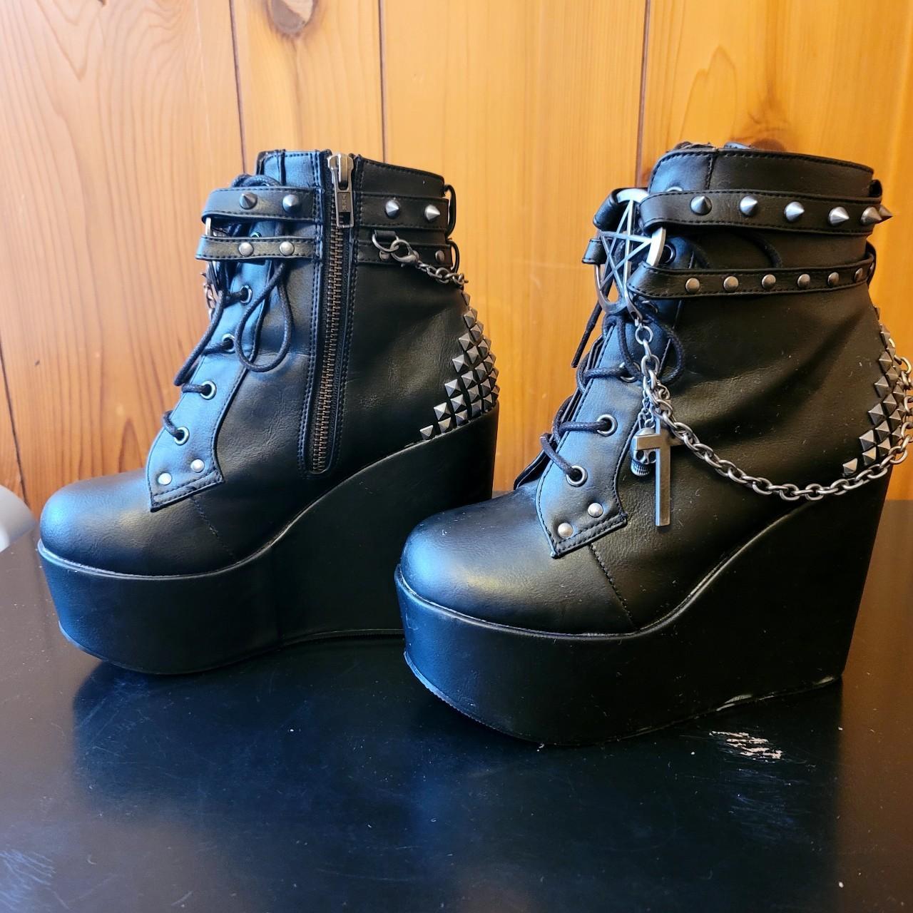 demonia wedges