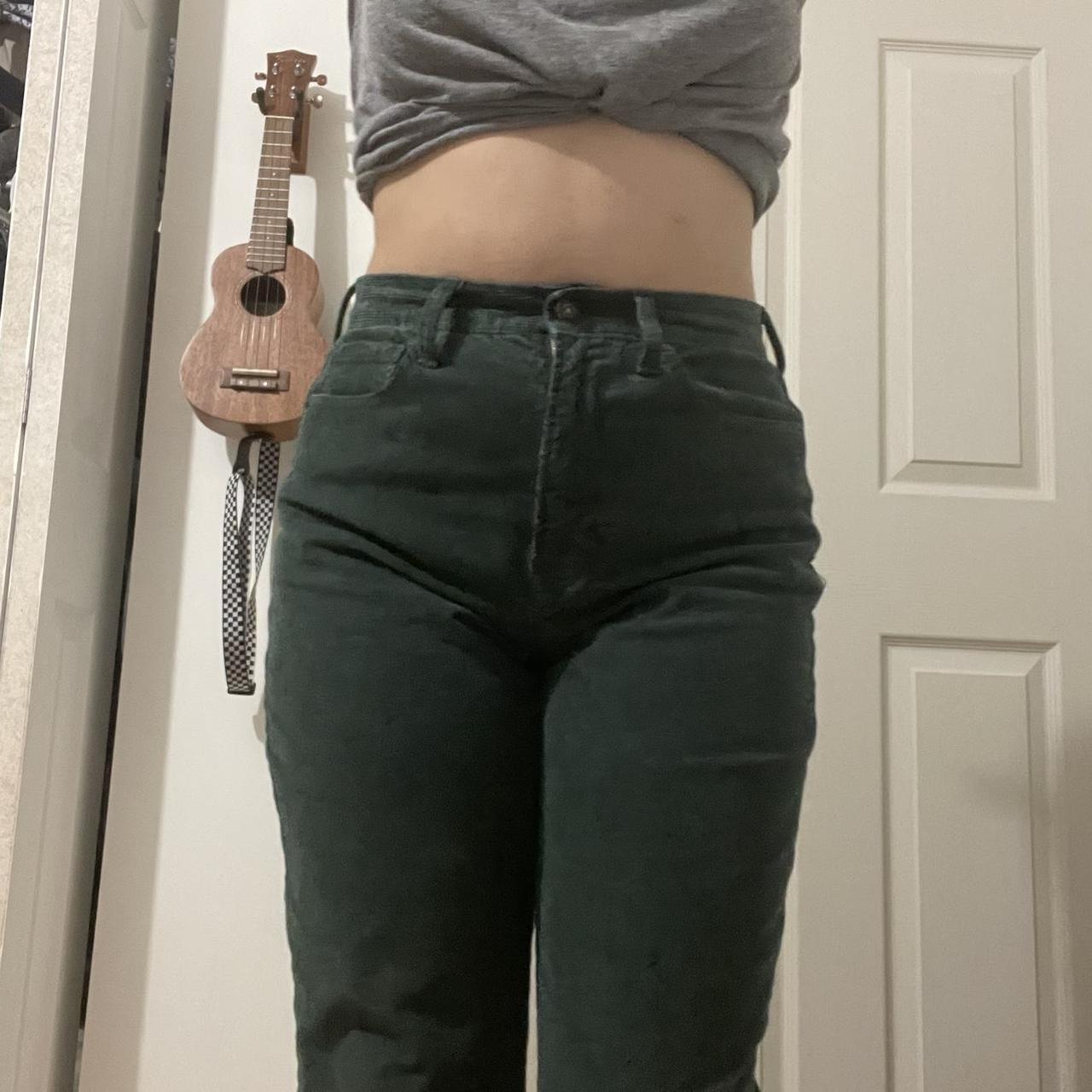 American Eagle Women's Green Jeans Depop