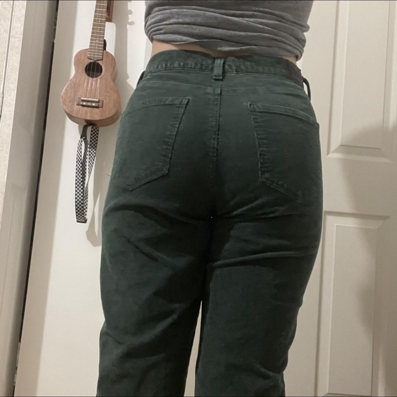 American Eagle Women's Green Jeans Depop
