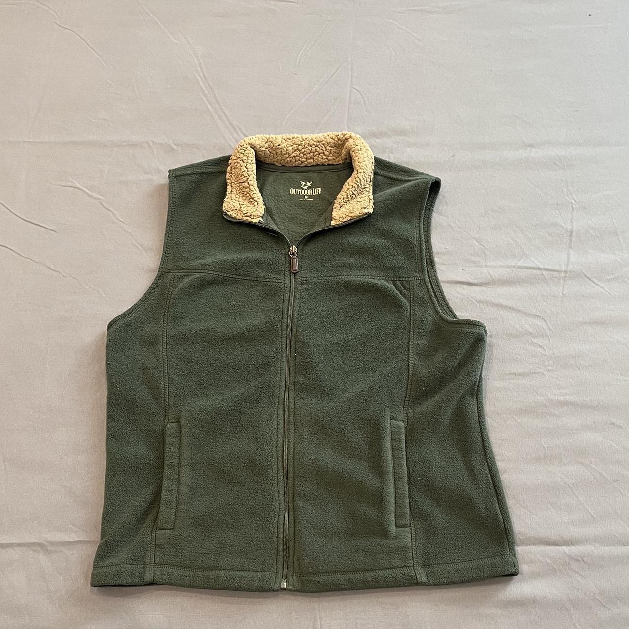 Outdoor Life fleece vest Size: Medium/Large if slim - Depop