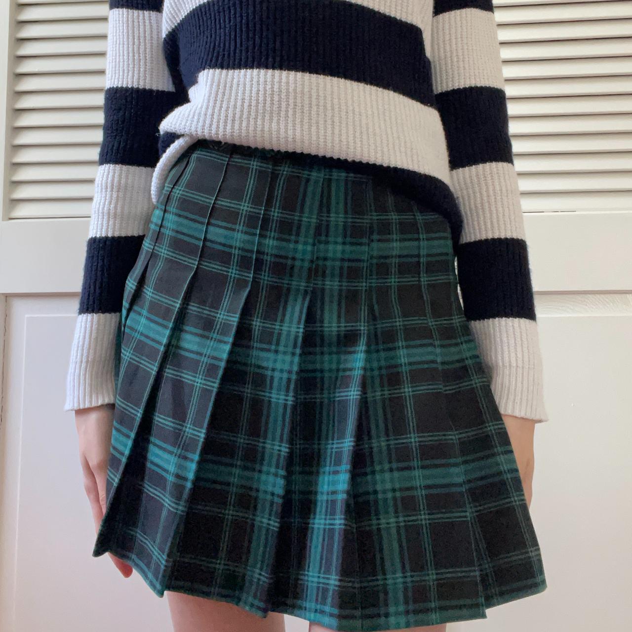 cute academia pleated skirt this is a super cute