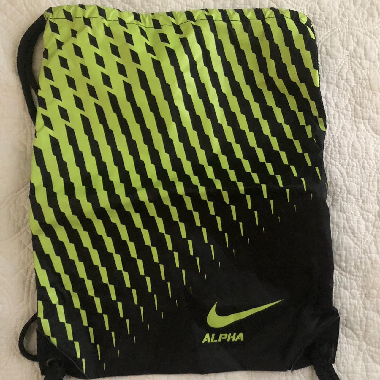 Nike alpha drawstring bag hotsell