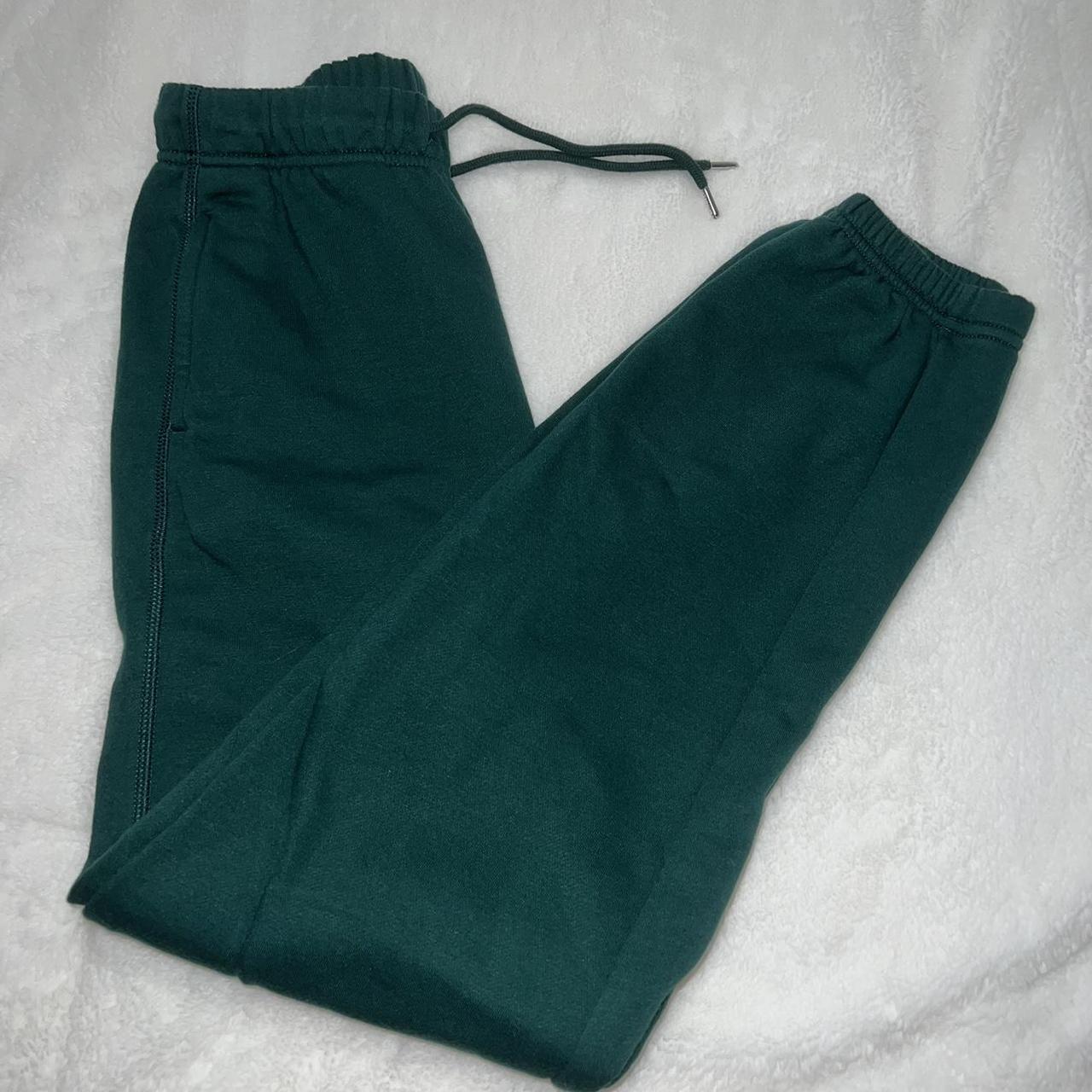 Old navy 2025 green joggers