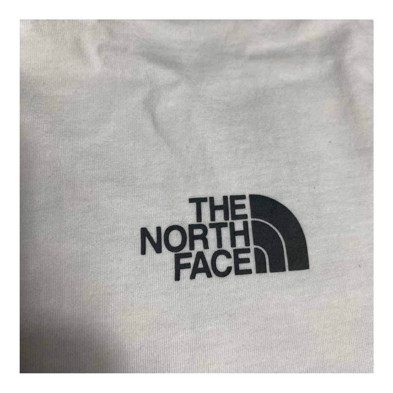 The North Face Men's White and Grey T-shirt | Depop