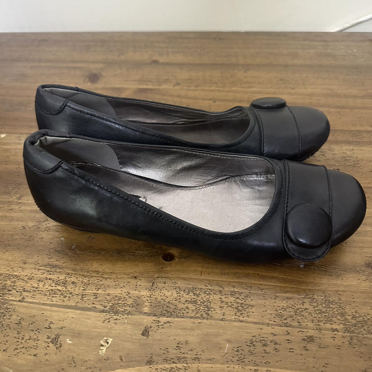 ECCO Black Leather Ballet Flats Size 7.5 Really good. Depop