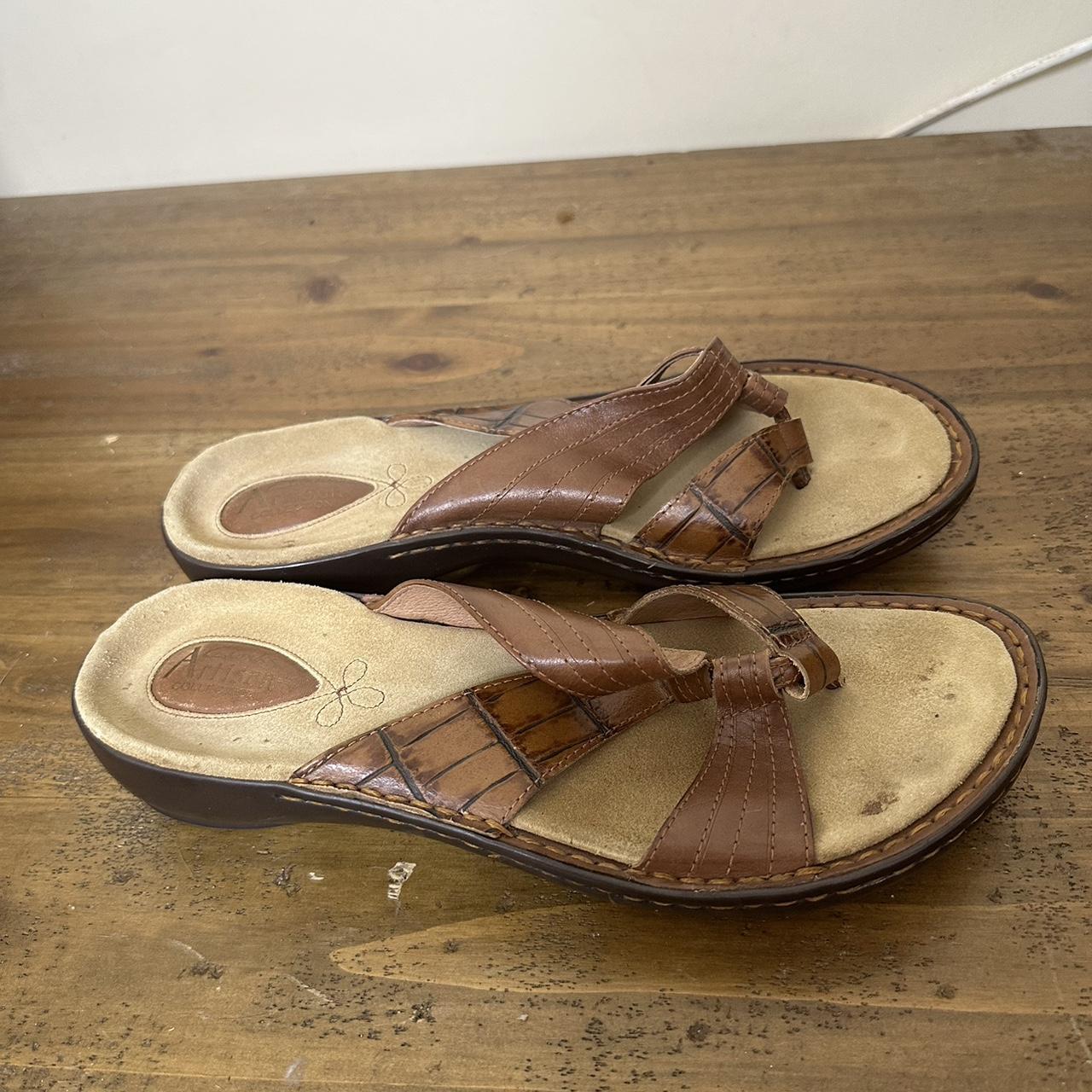 Clarks Artisan Collection Brown Leather Flip Depop