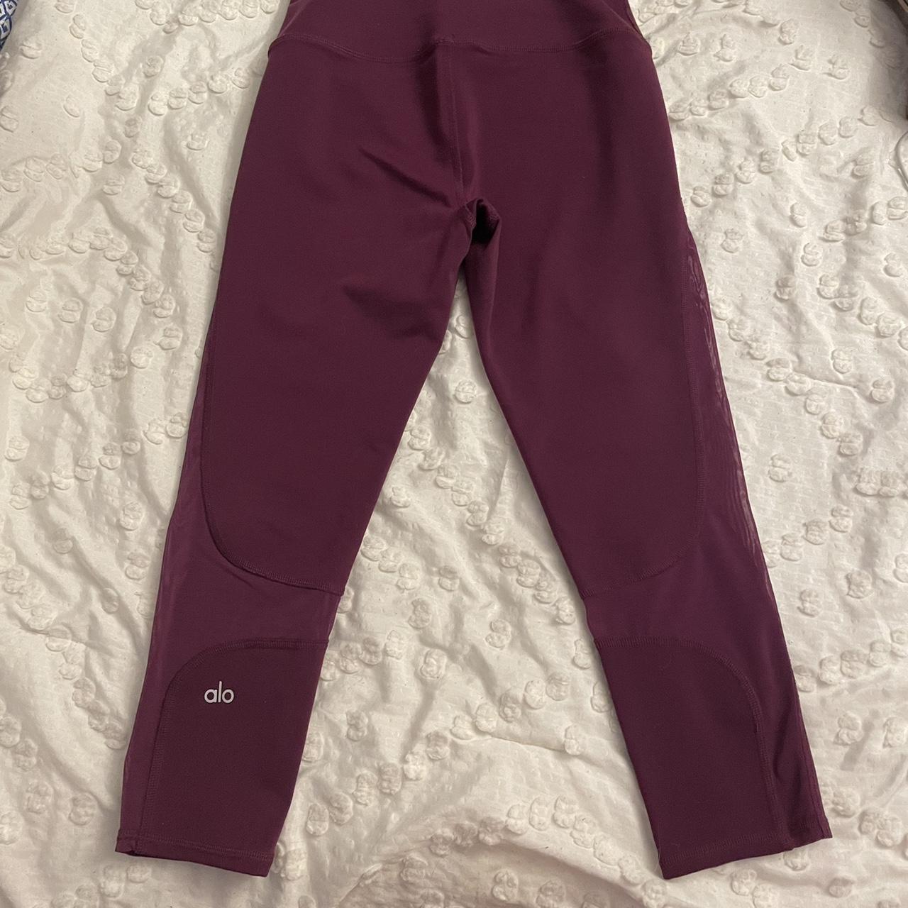 Alo Women's Pink and Purple Leggings | Depop