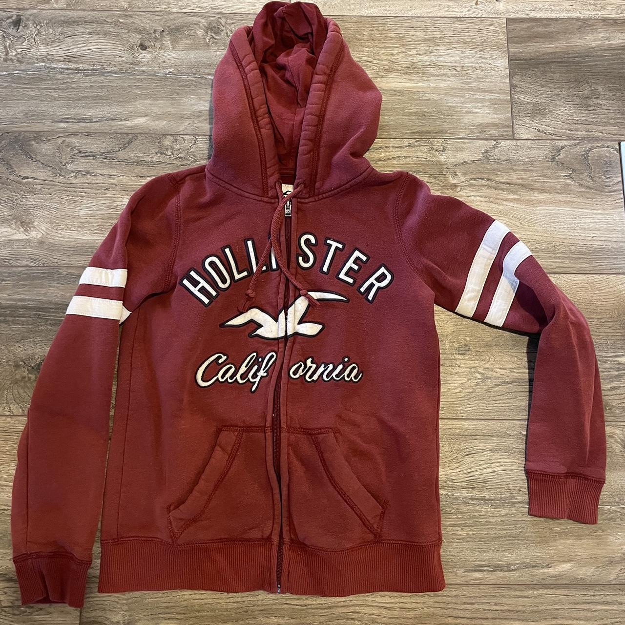 Hollister burgundy clearance jumper