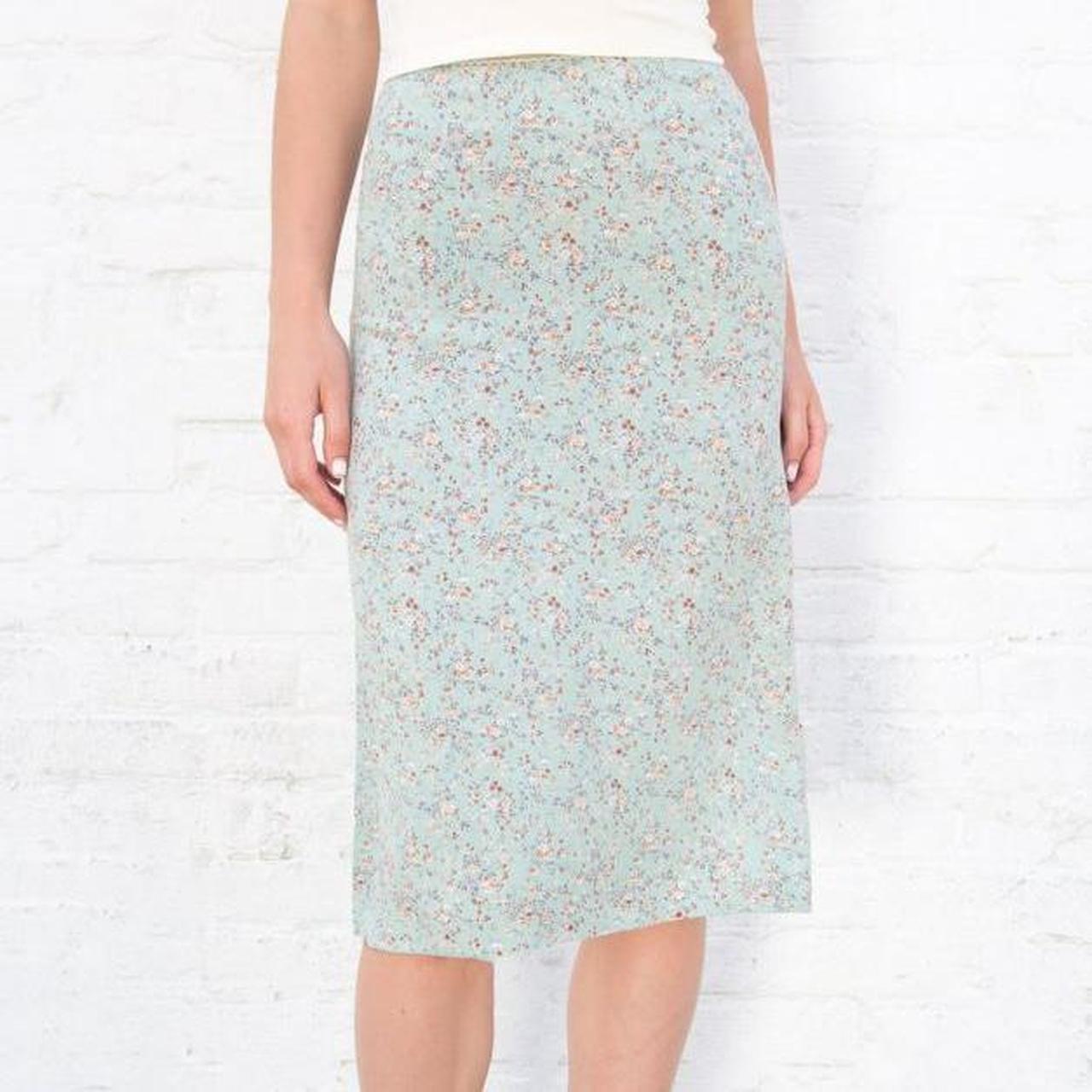 Brandy Melville floral Phoebe midi skirt Brand new... Depop