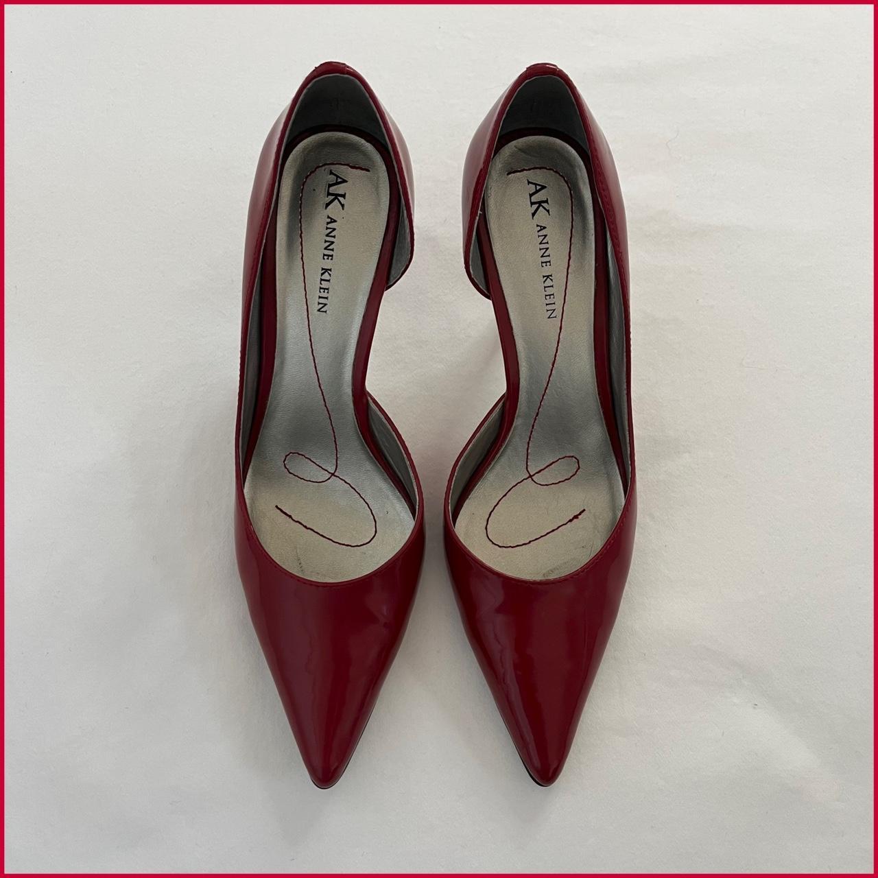 Anne Klein Women's Red and Burgundy Courts | Depop