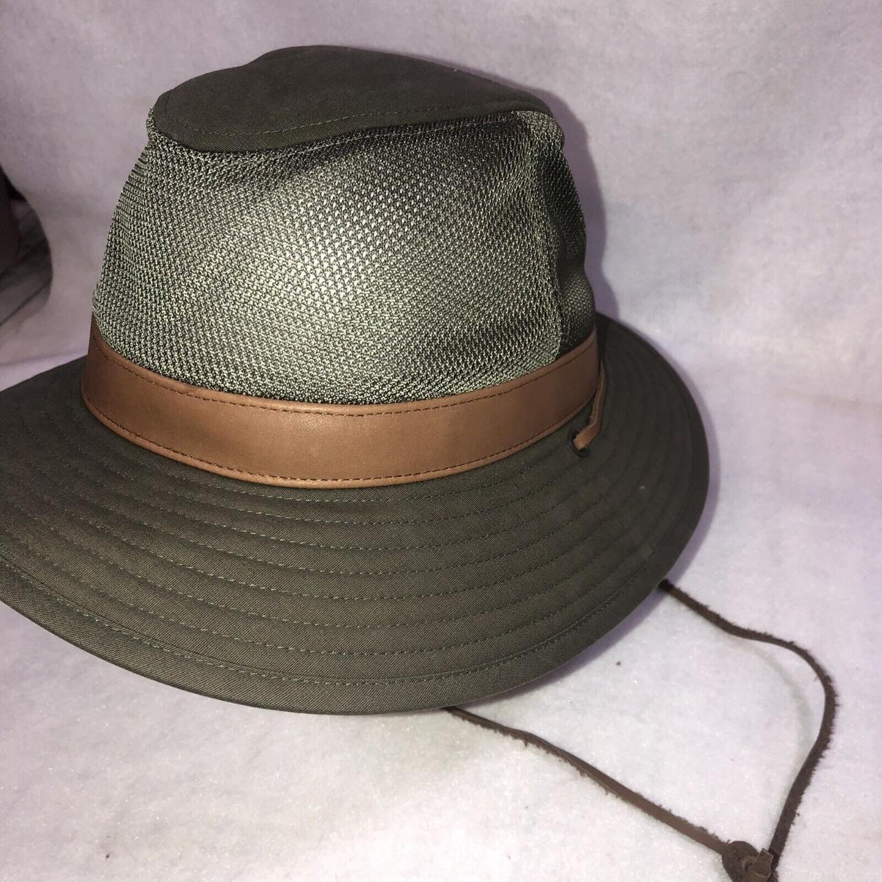 Columbia Sportswear Men's Green Hat Depop