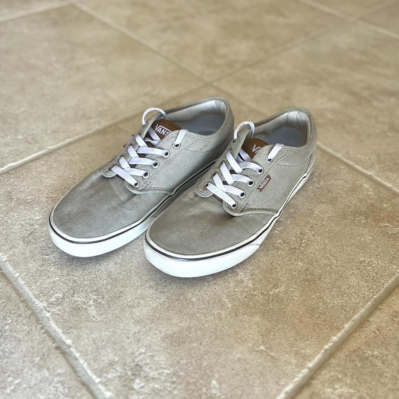 Gray chukka low vans best sale