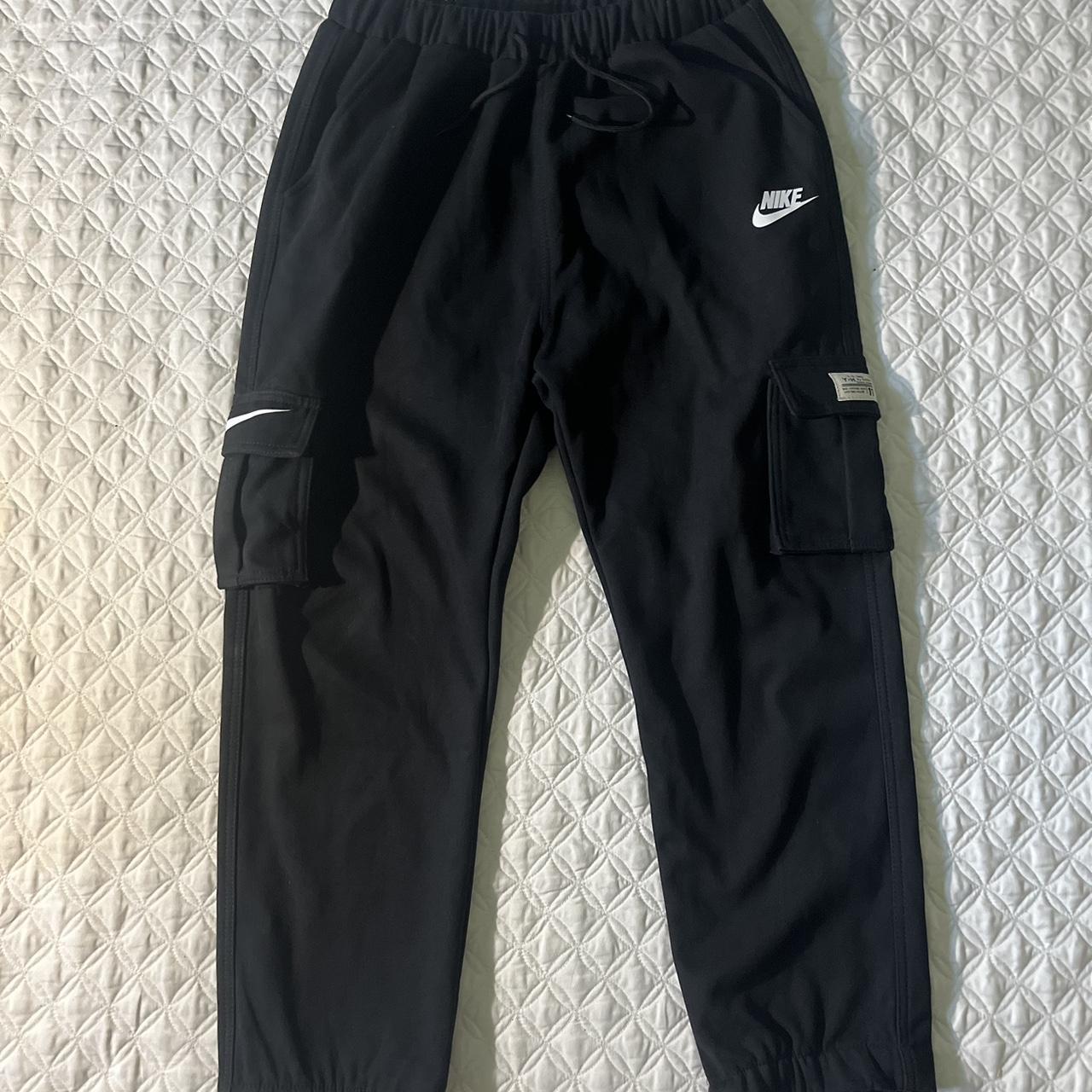 black nike cargo joggers mens