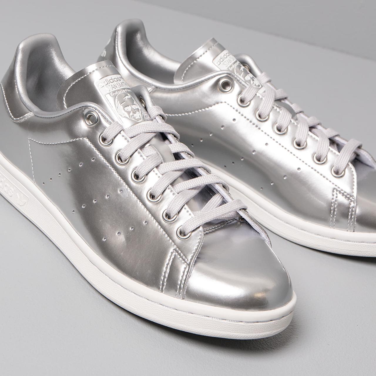 Silver stan smith on sale trainers