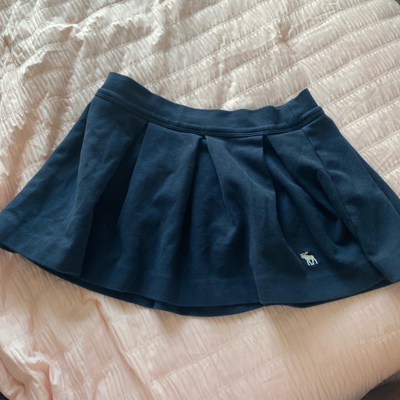 Abercrombie & Fitch Women's Navy Skirt | Depop