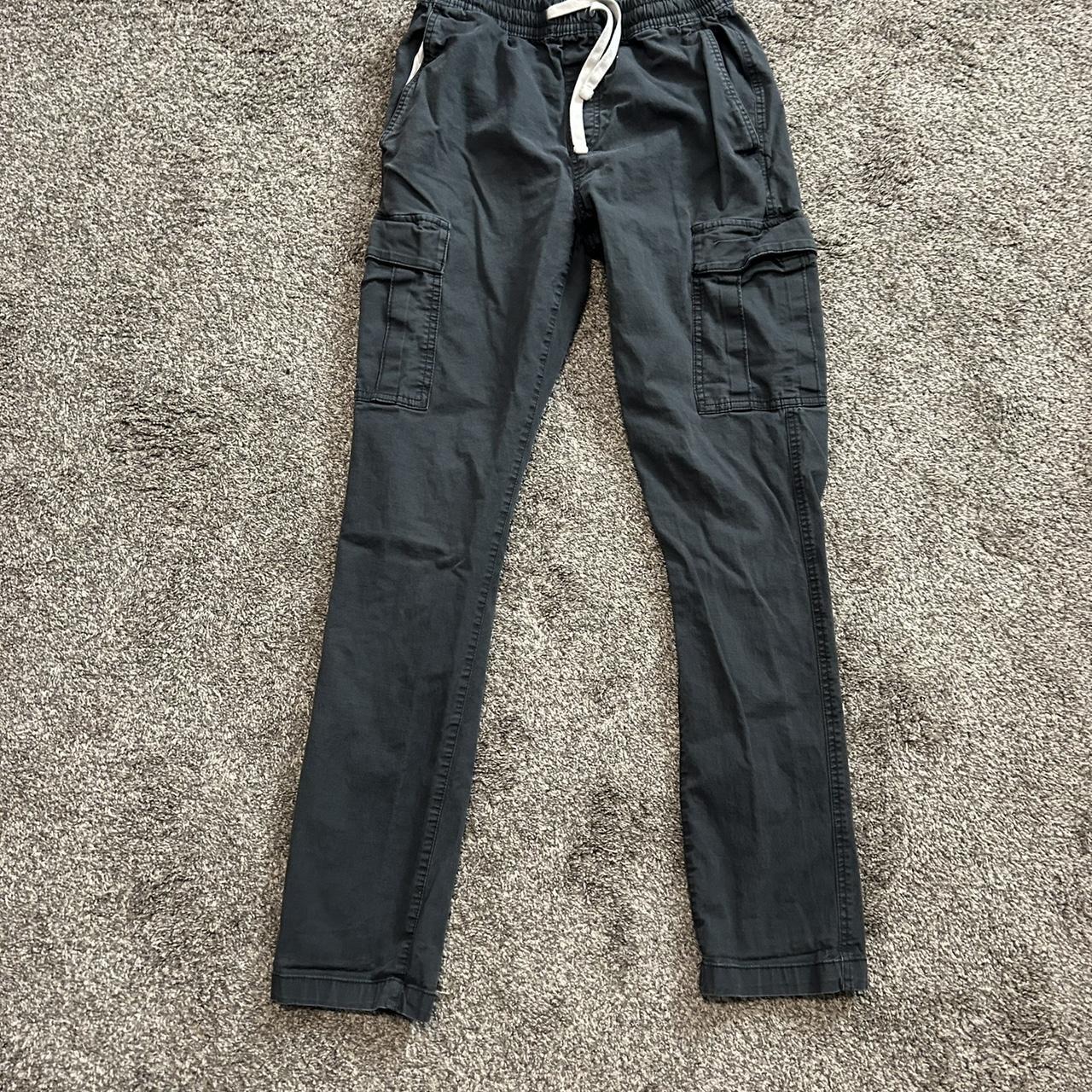 High-Waisted All-Seasons StretchTech Cargo Pants | Old Navy
