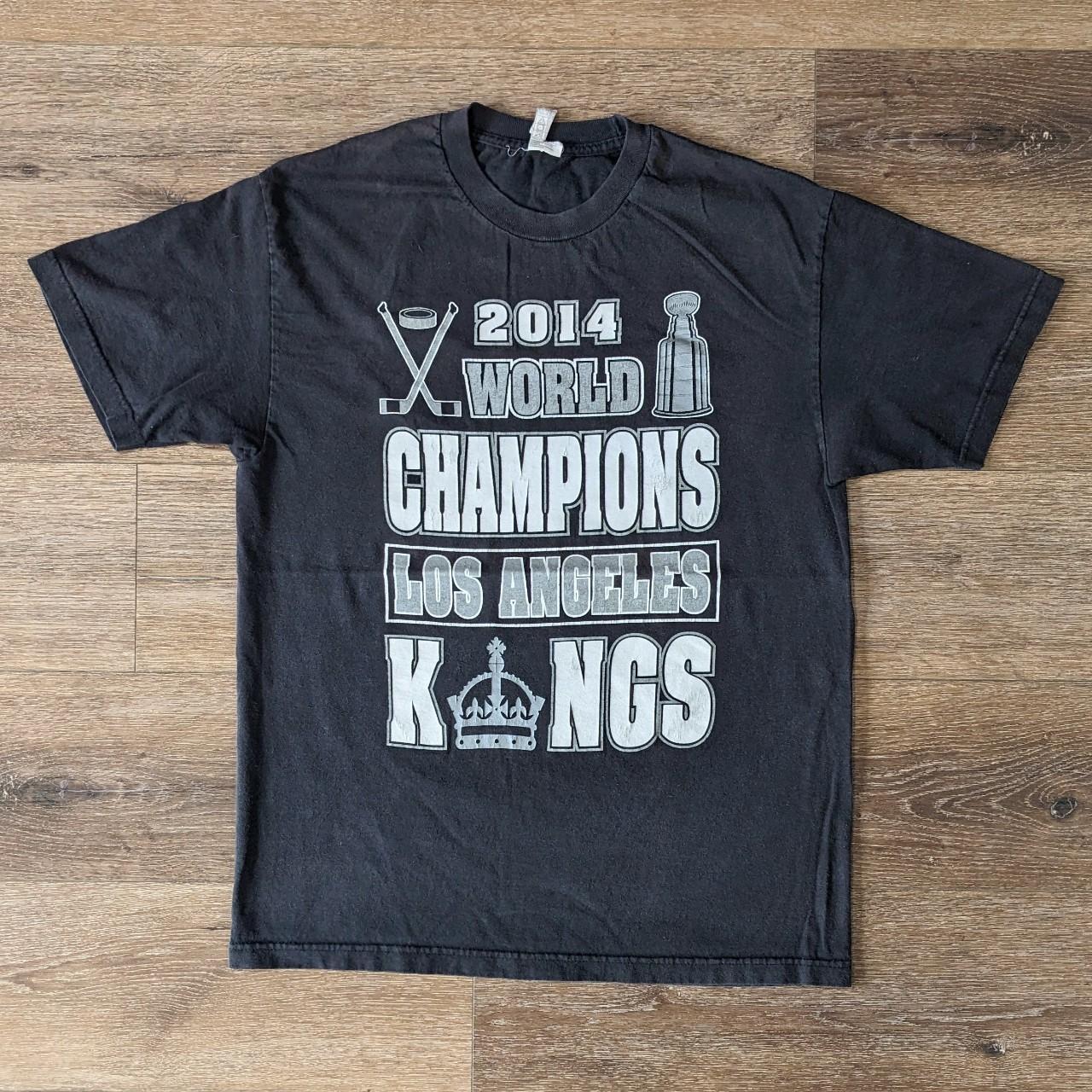 Grey '2014 Stanley Cup Los Angeles Kings' Tee! - Depop