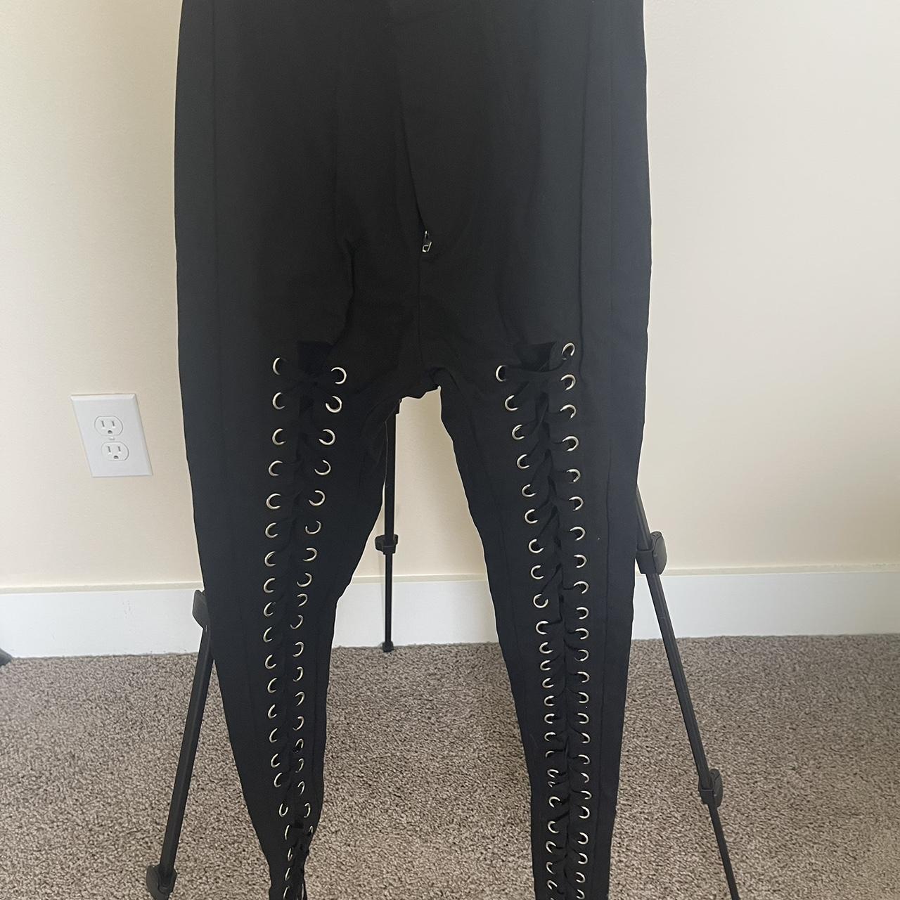 Fashion nova 2024 lace up leggings