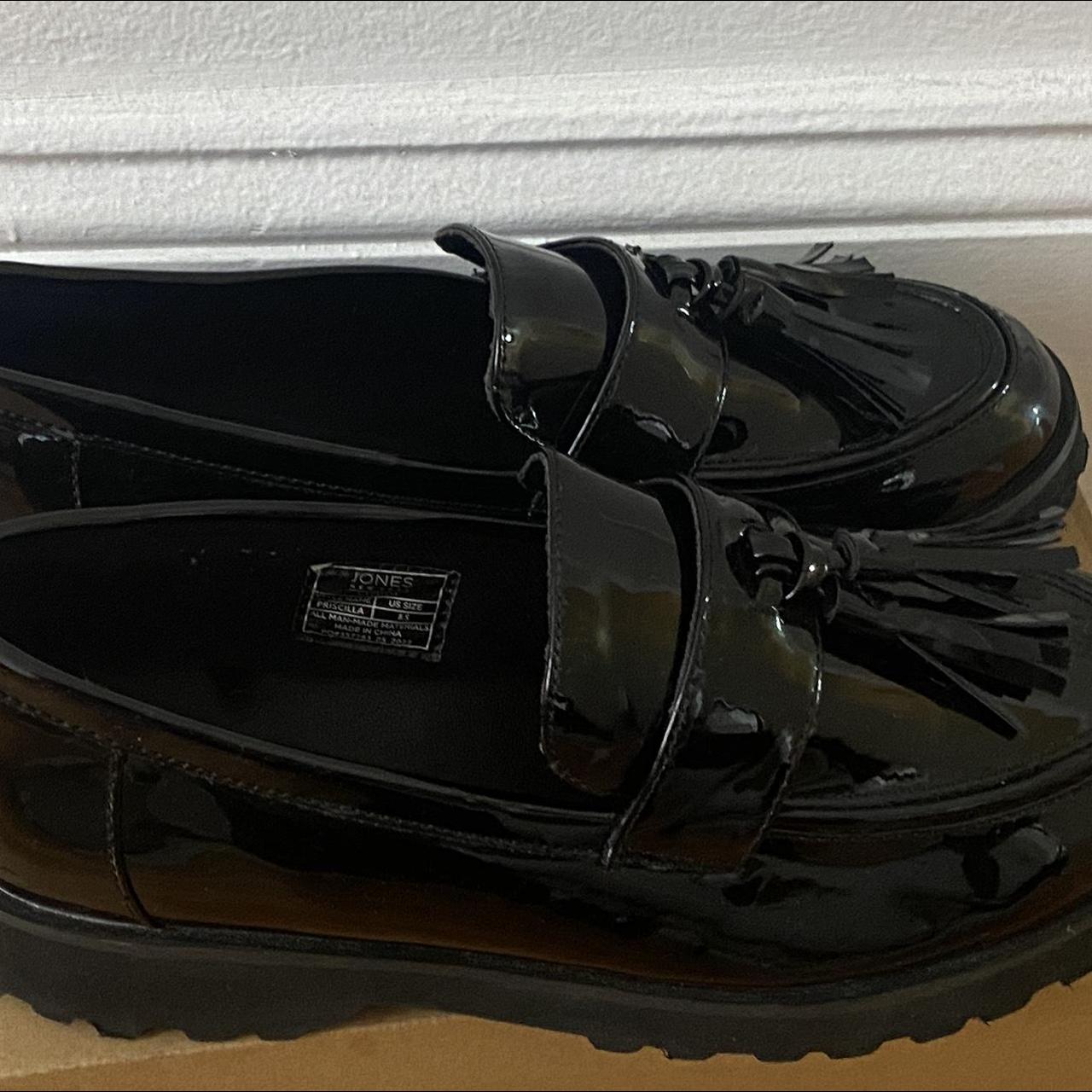 Jones New York Women's Black Loafers Depop