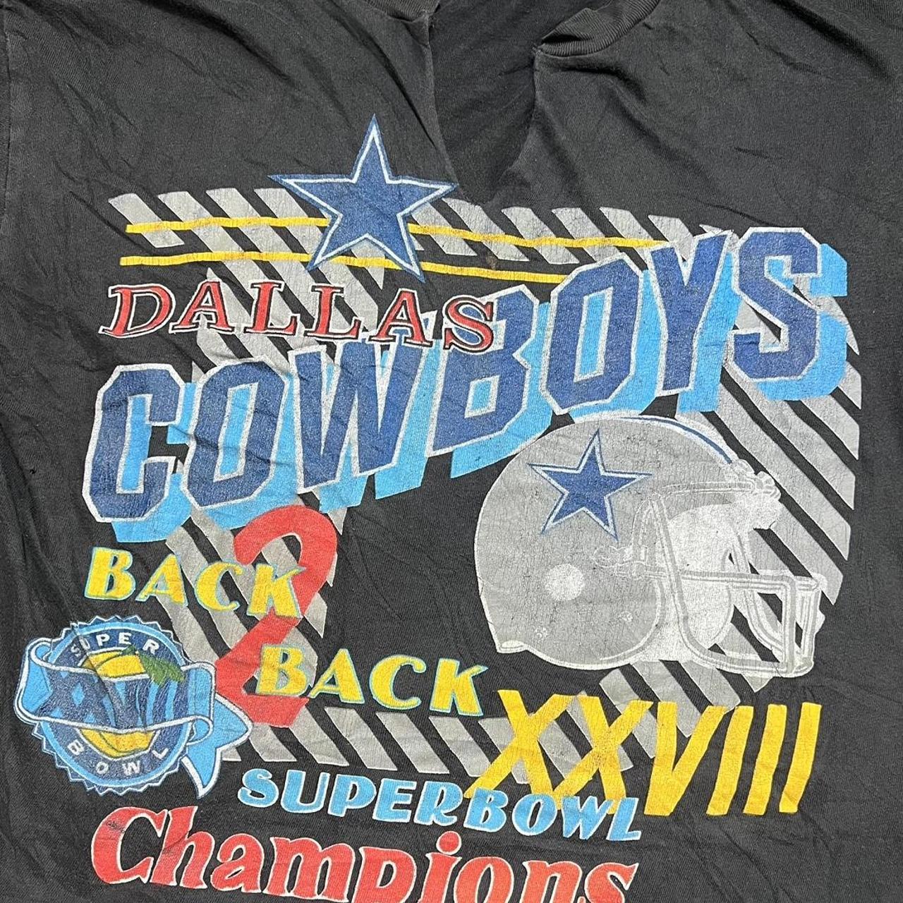 VINTAGE REWORKED/NFL Dallas Cowboys Cropped Fleece - Depop