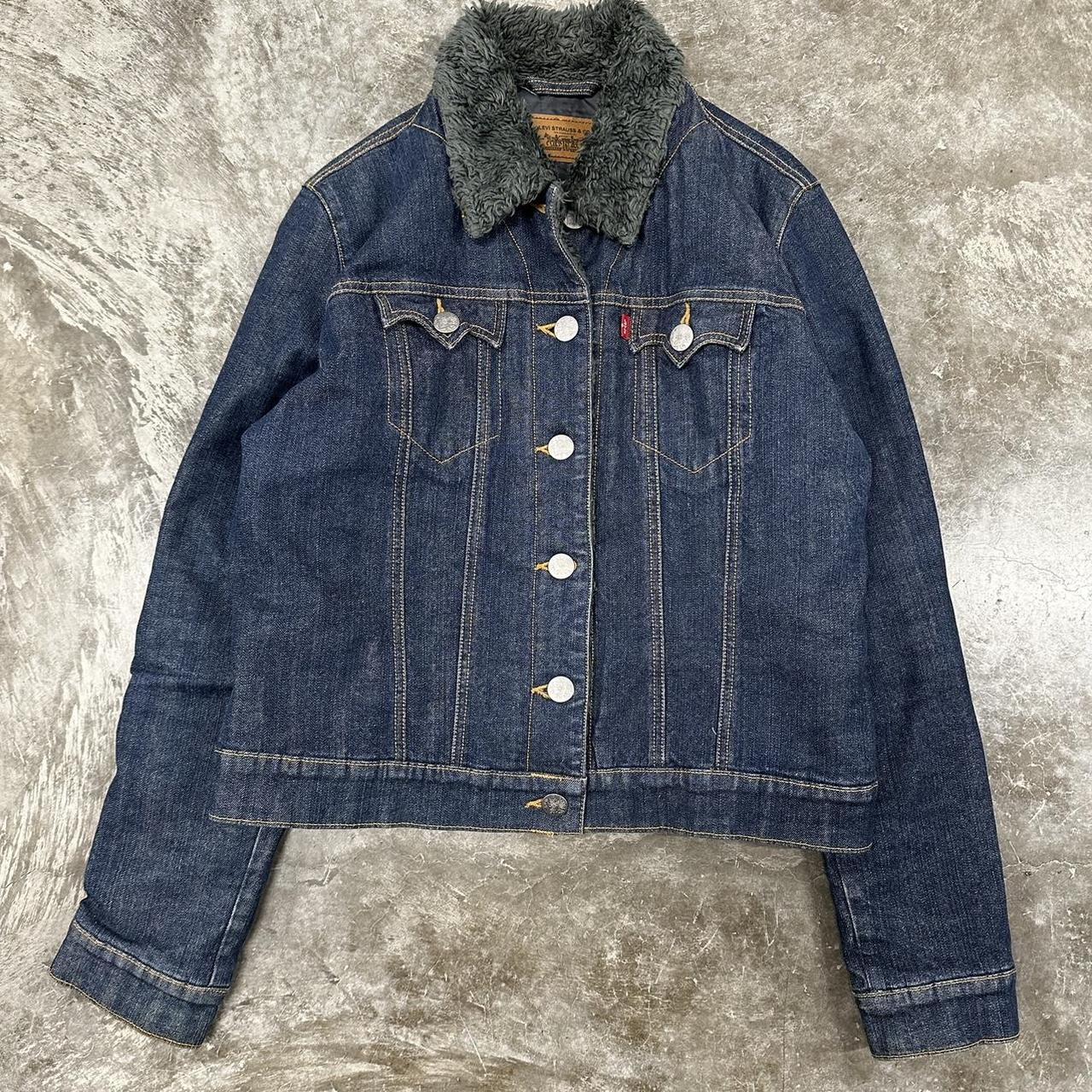 Levi’s western style jean jacket with Sherpa lining... - Depop