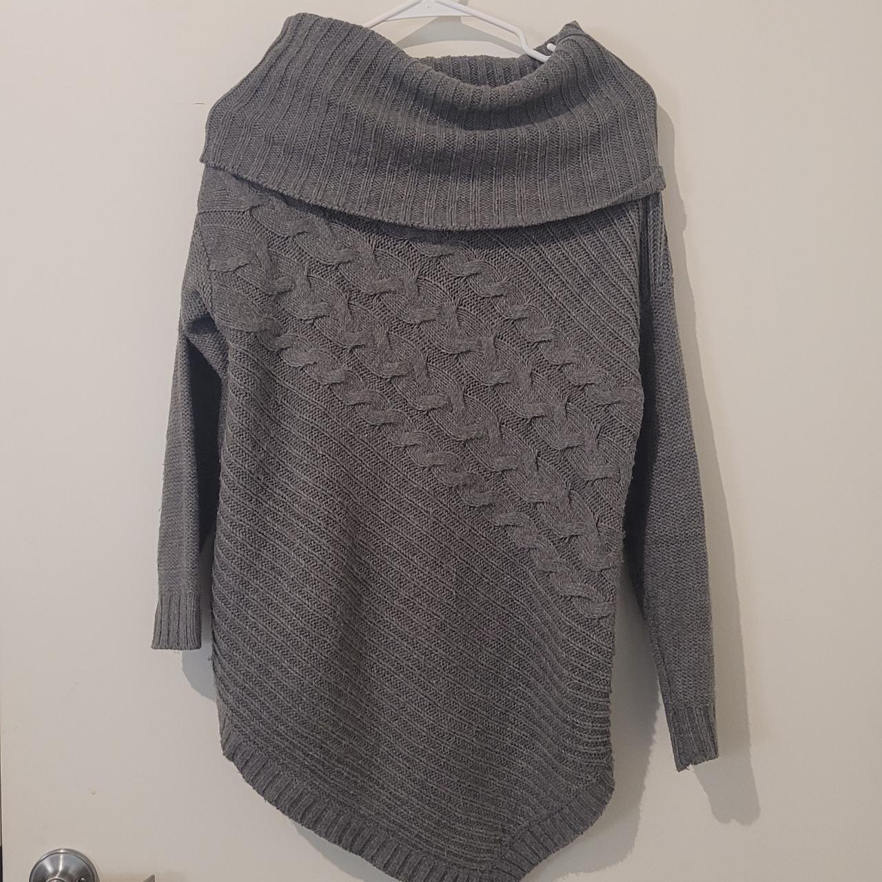 New York & Company Women's Grey Jumper | Depop