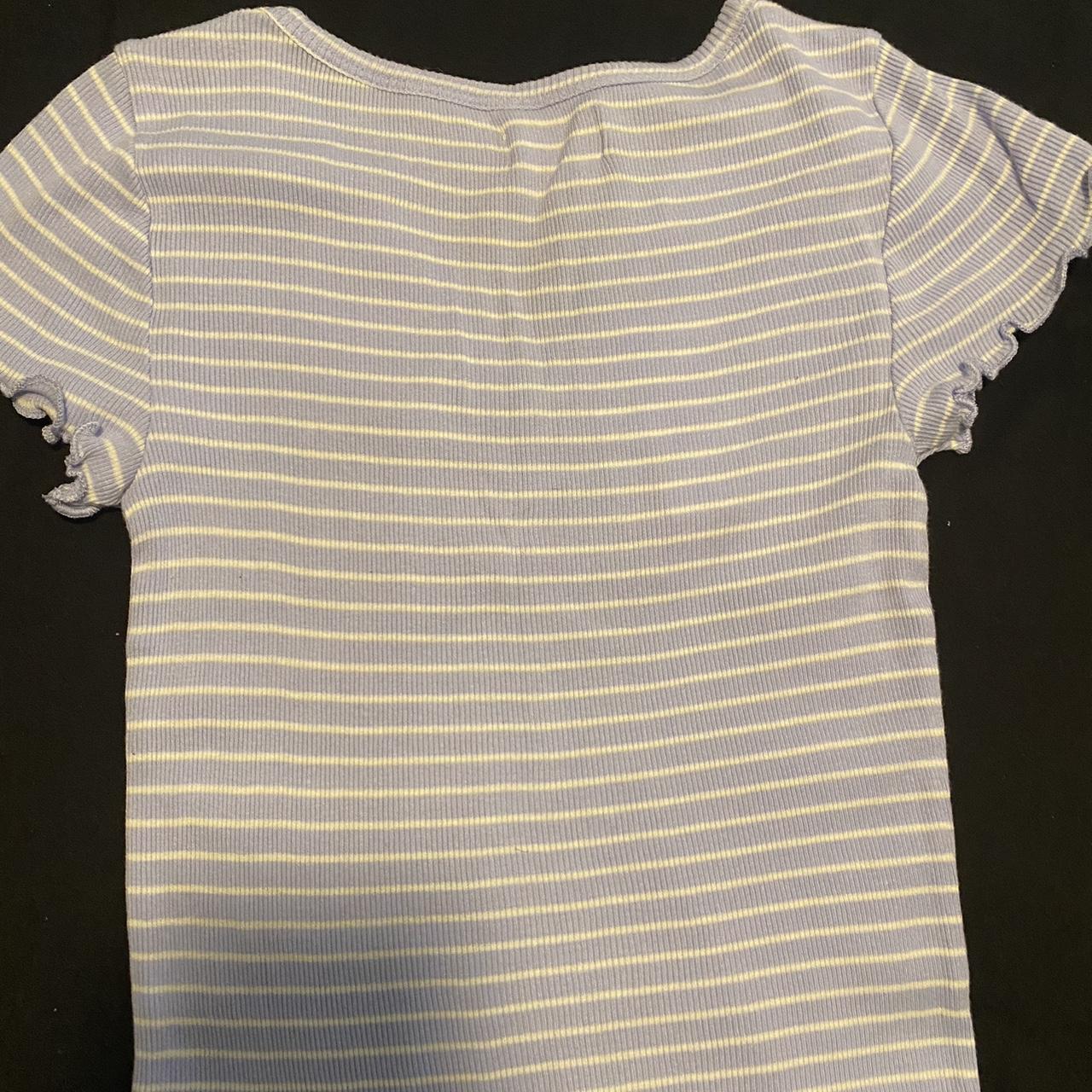 Belk Women's Blue and White Shirt Depop