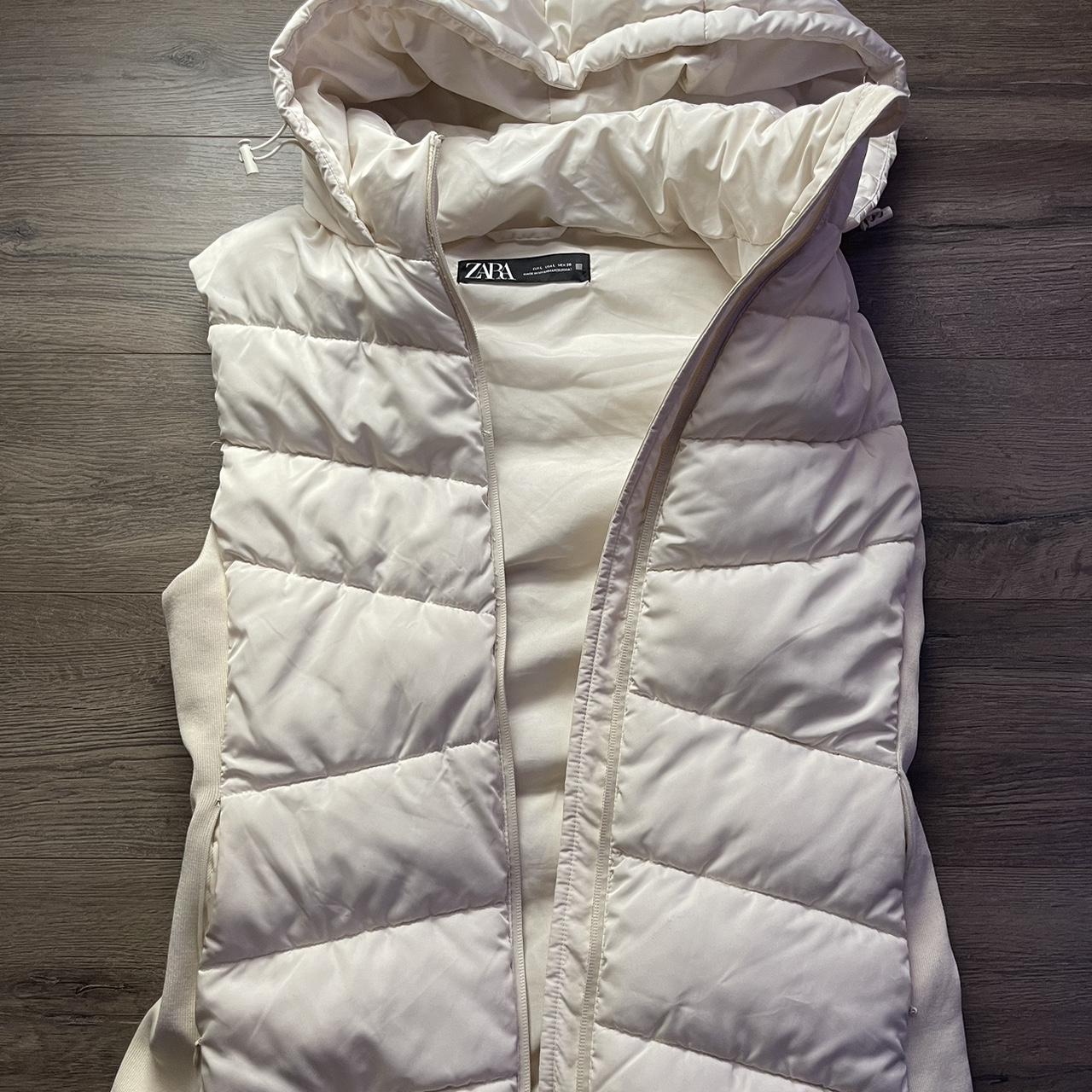 Zara Women's Cream and White Gilet Depop