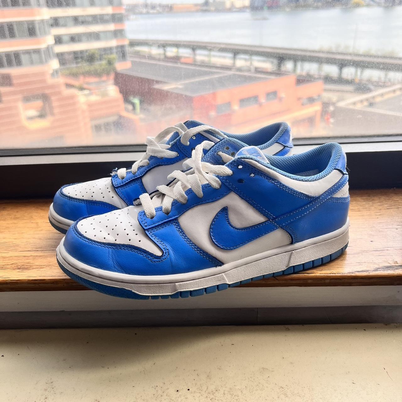 university blue nike dunks