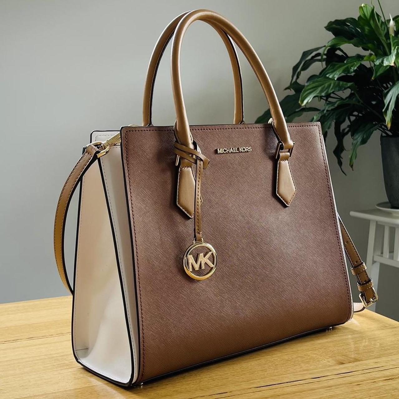 Michael kors 2025 hope bag