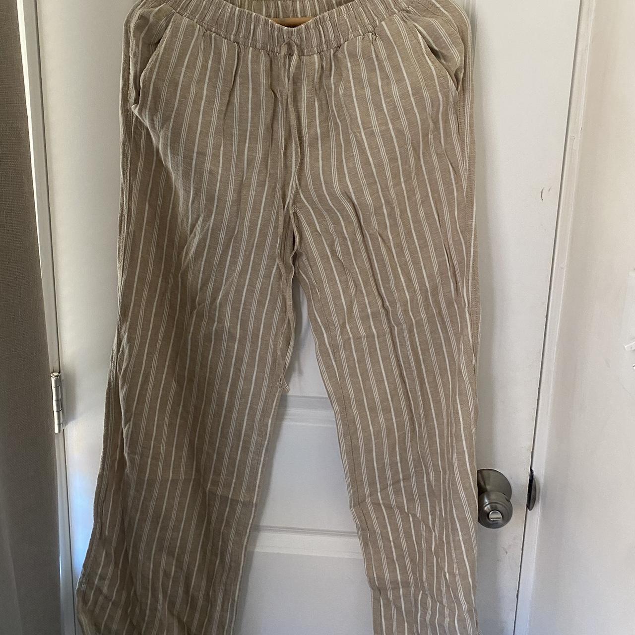 Stripped tan and white linen pant• never worn• M - Depop