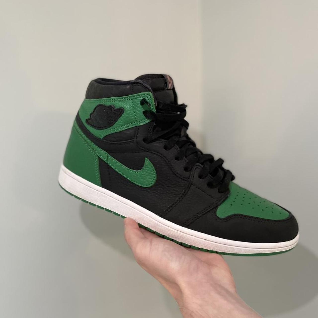 Jordan Men's Black and Green Trainers | Depop