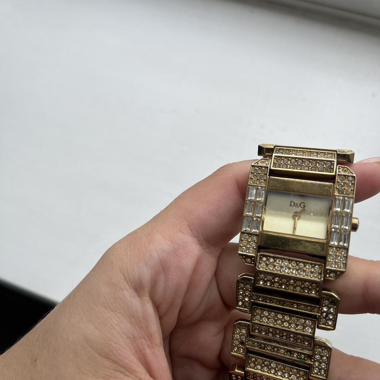 D&g gold hotsell watch with diamonds