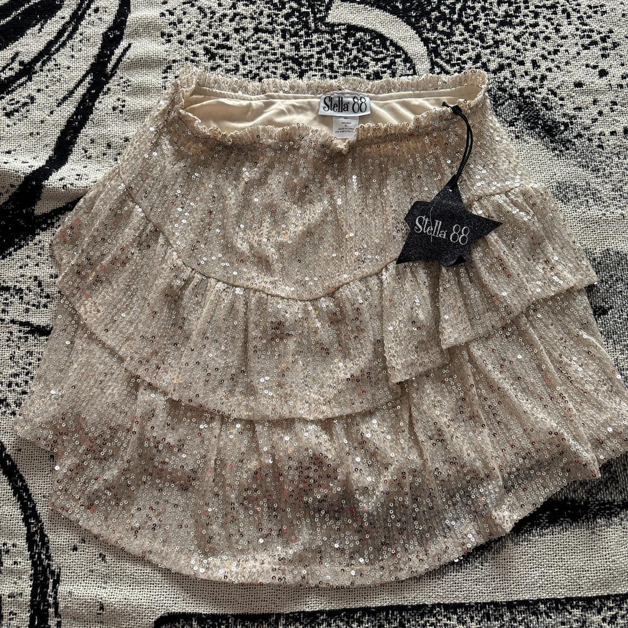 item listed by julietskye111