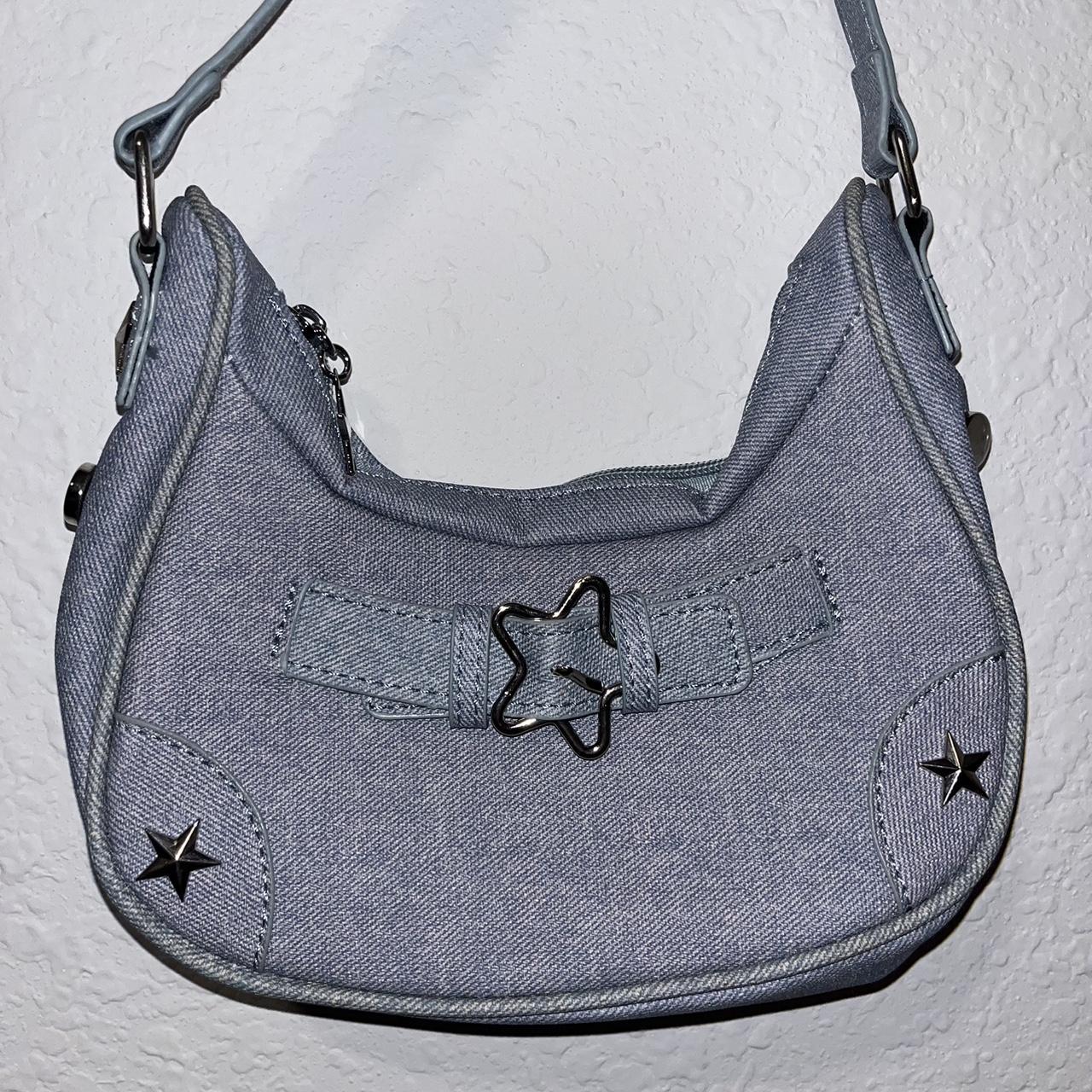 item listed by eyezofjade