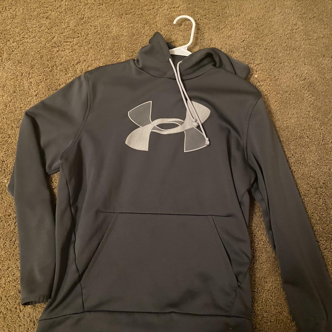 medium gray under armor hoodie worn a few times - Depop