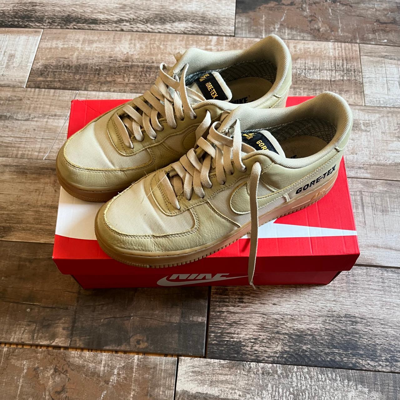 Air force one online gore tex team gold